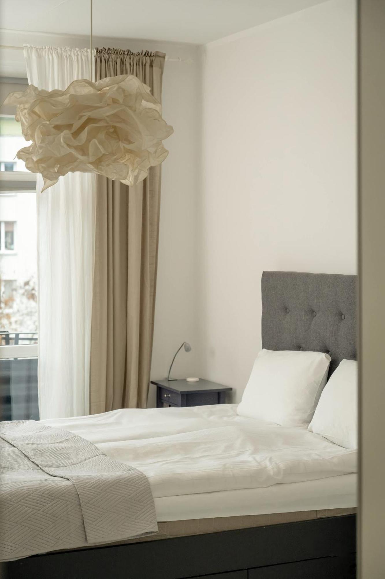 Pawlowa Stylish Apartment With Balcony & Home Office Wroclaw By Noclegi Renters Exterior foto